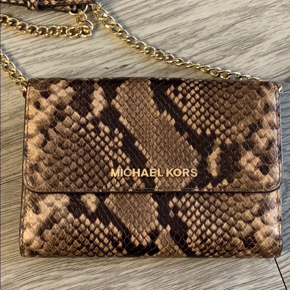 Michael Kors purse